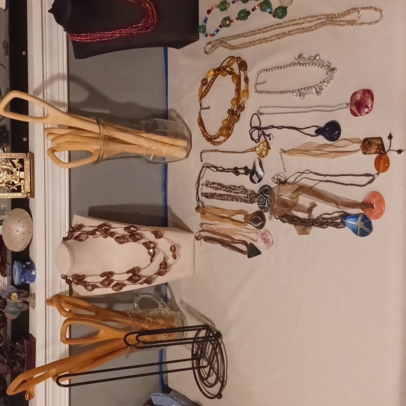 St. Patrick's Day Sale!! Everything But The Kitchen Sink! March 17th 8am Central - Picture 11 of 14